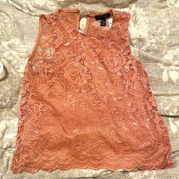 Pink lace new look tank top - Picture 2 of 2